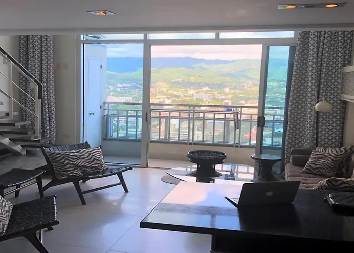 Penthouse W Loft 44Th Fl View Balcony Pool Access