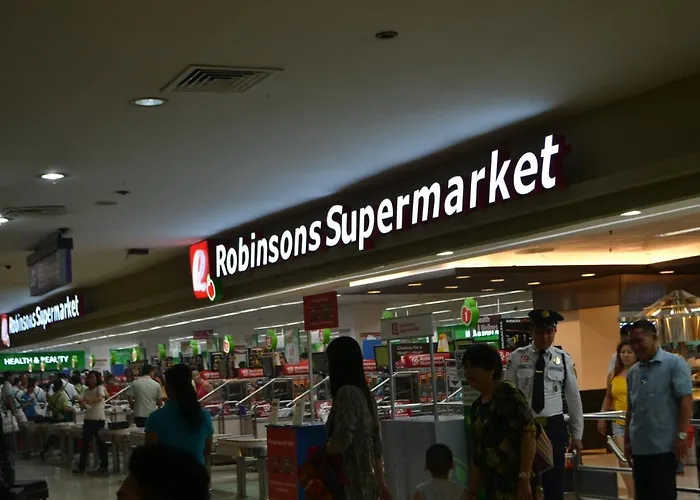 Horizon 101 A6 Beside Mango Bar,Robinson Mall,Free Pool,Wifi,Kitchen