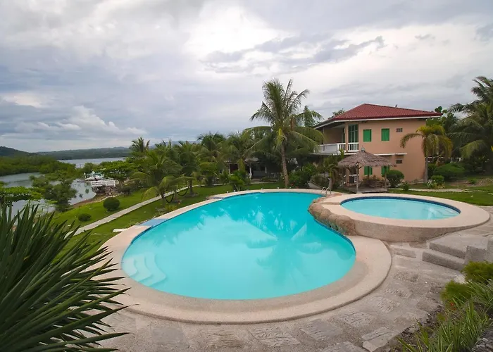 Oyo 674 Sea Forest Beach Resort