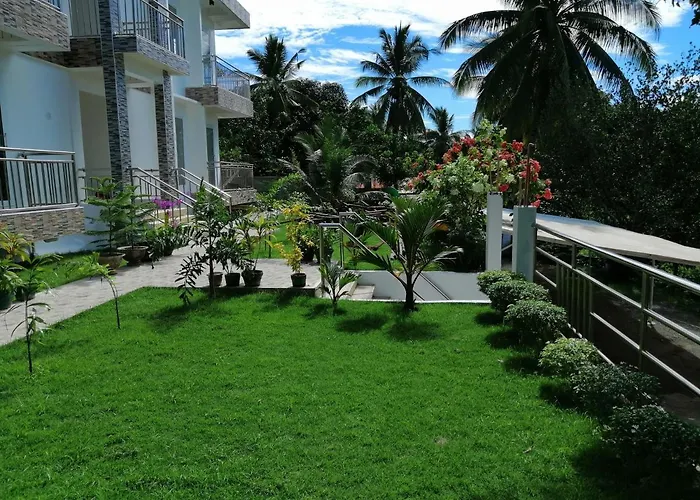 Marlene's Hilltop Villa