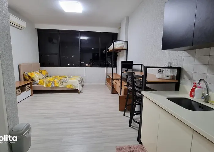 Avenir Condominium