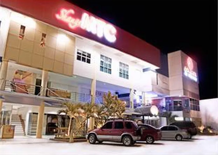 Dulcinea Hotel And Suites