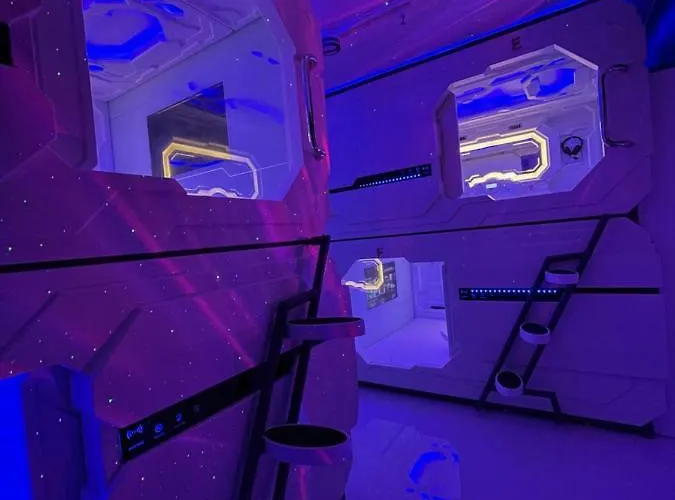 Bmax Spacepods Sleep In Space - 4Mins From Mactan Airport