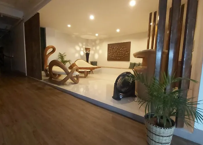 Traveler'S Home