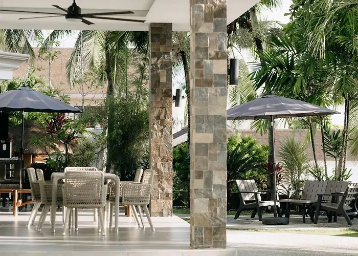 Reef Side Exclusive Beachfront House In Cebu