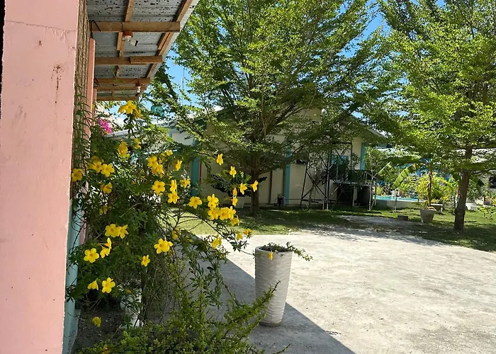 Joy O Hoy Beachfront House