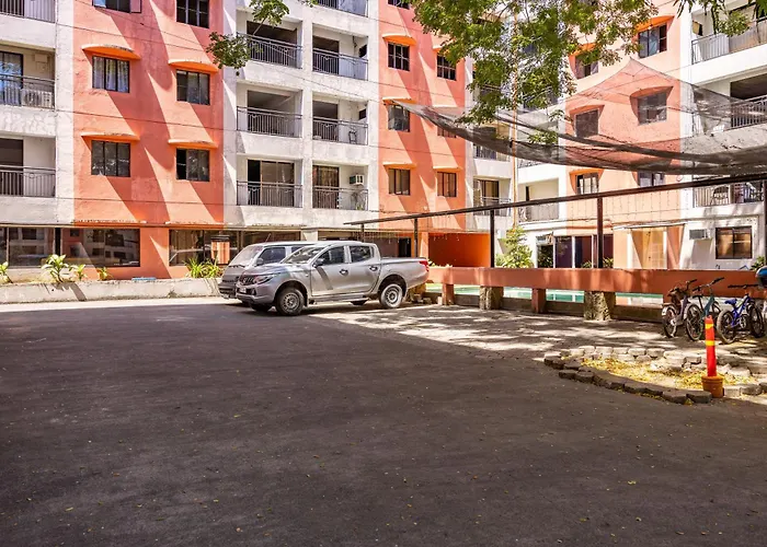 Airport Express Hostel E-527, 2 Minutes To Airport,Fast Wifi, Free Netflix