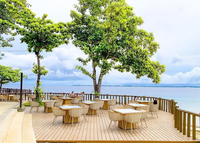 Mactan Newtow Enjoy Family Staycation