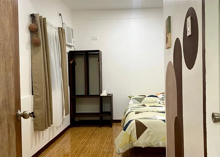 Moalboal Topbudz Hostel