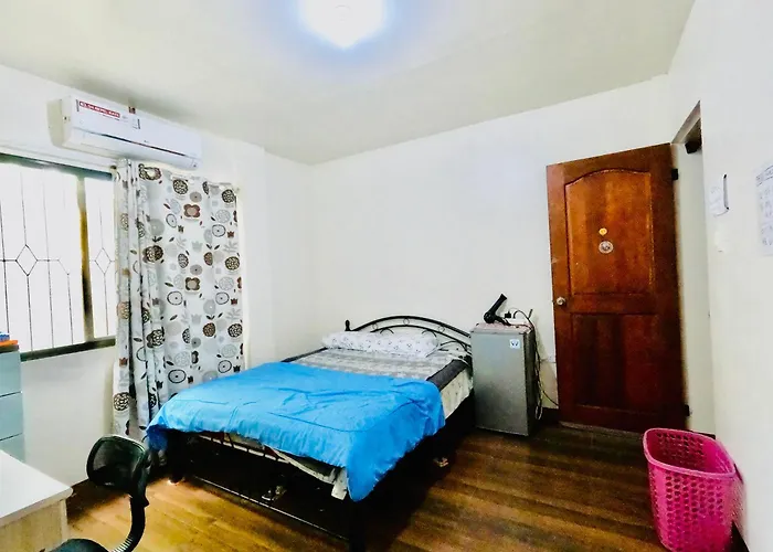 Lion Dive Guest House