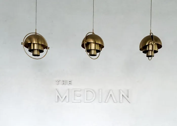 The Median Condo Near It Park