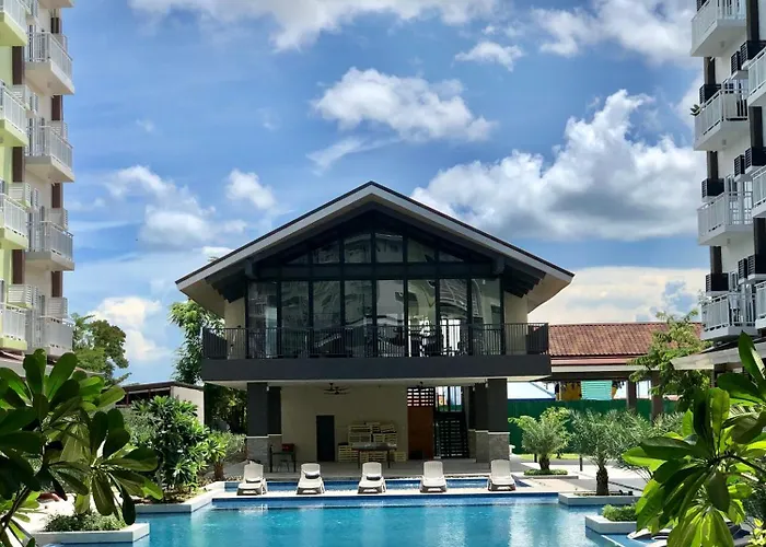 Aloria Cozy Apartment Near Mactan Cebu International Airport - Amani Grand Resort & Residence