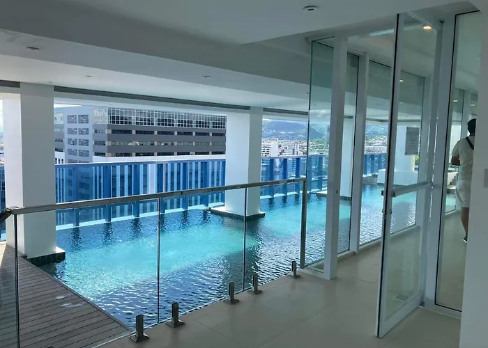 38 Park Avenue Right In The Heart Of It Park Cebu, 55 Inches Tv, Wifi, Lower Floor On 5Th Floor