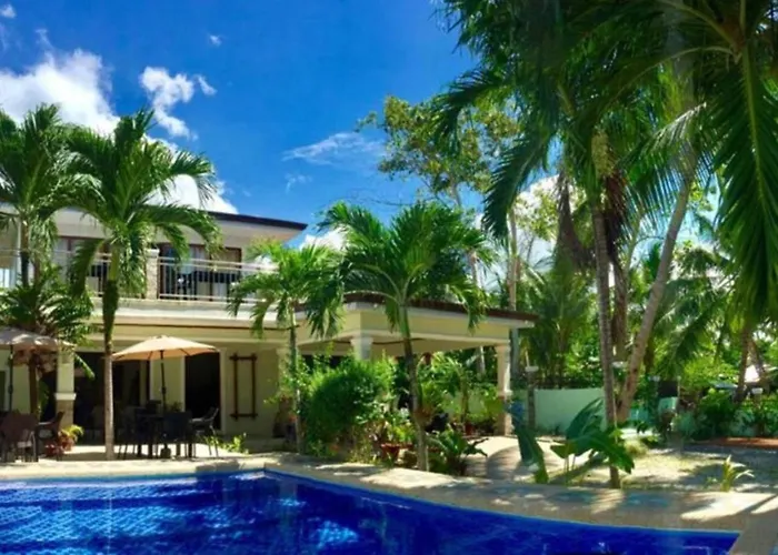 Avila'S Hostel Moalboal Near Beach