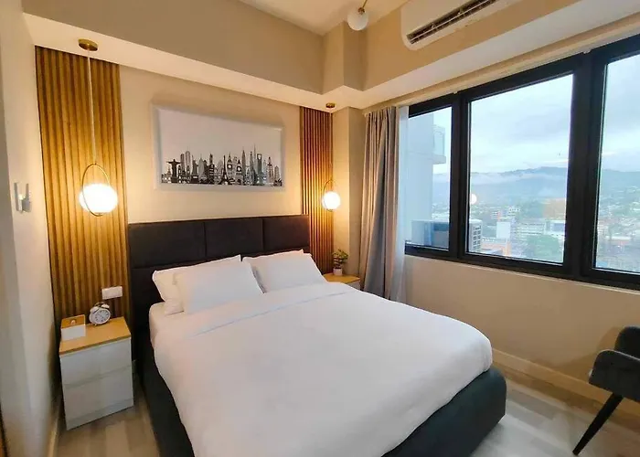 Baseline Premier 1-Bedroom 17Th