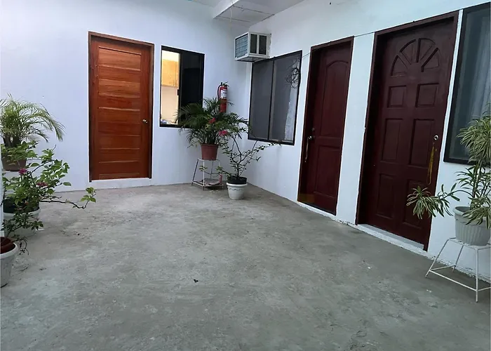 Gjes Hostel And Guesthouse