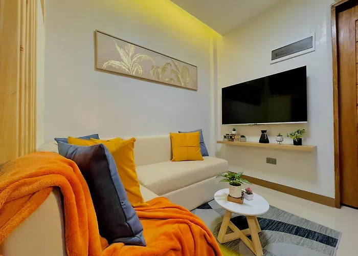 Easy Access Stay, Minutes From Airport On Main Road