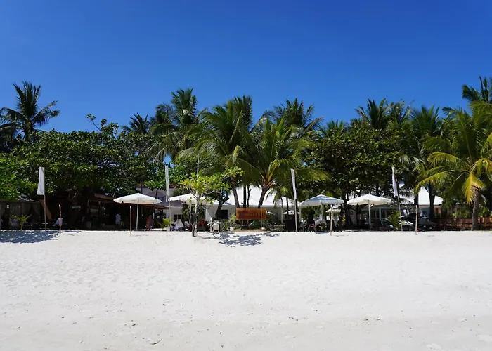Costa Liz Island Resort