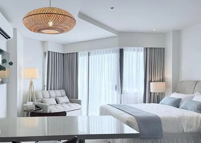 Tambuli Ocean View Luxe Studios, Mactan Seaside Residences