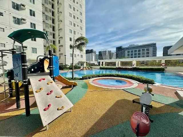 Huge 2Br Condo In It Park Cebu