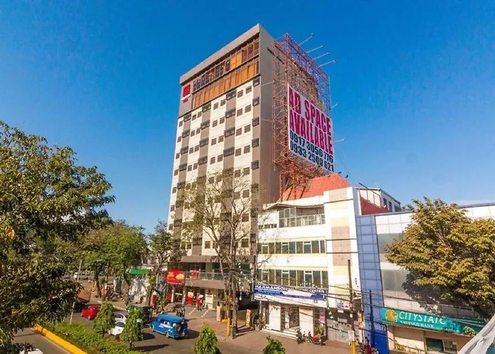 RedDoorz Plus @ Jones Avenue Cebu