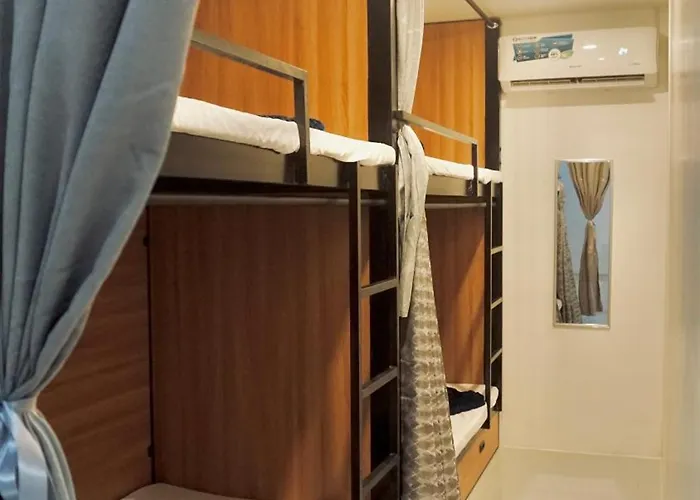 Sunset Paradise Hostel