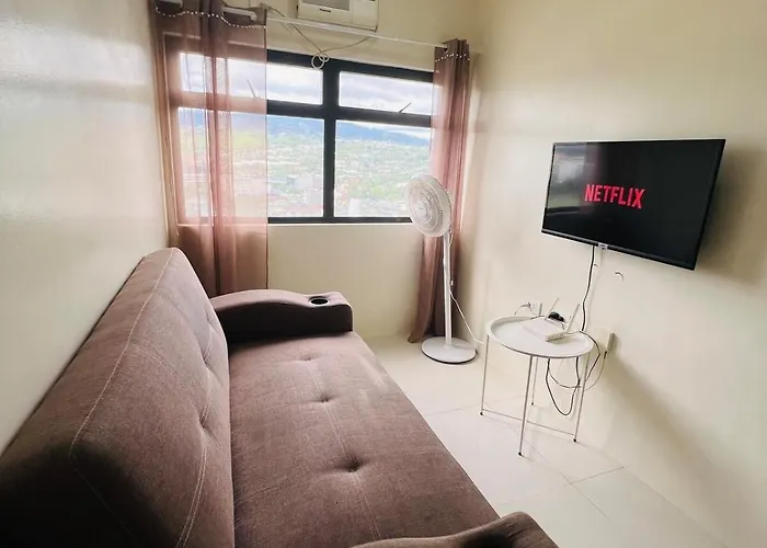 Minimalist 1 Bedroom - Wifi, Netflix, Pool, Gym