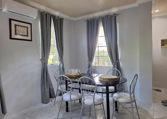 Lymen'S Apartment