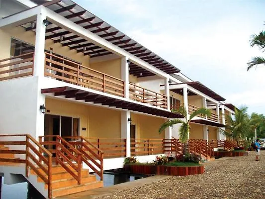 Papakit'S Marina And Fishing Lagoon Powered By Cocotel