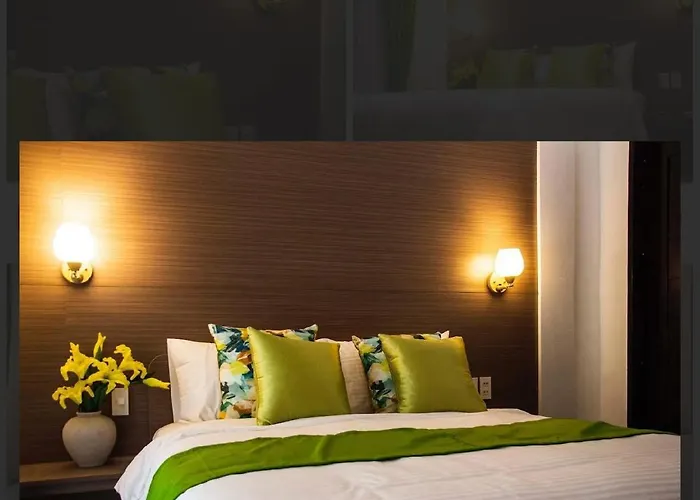 Villa Del Sol 1 Barkada Rooms