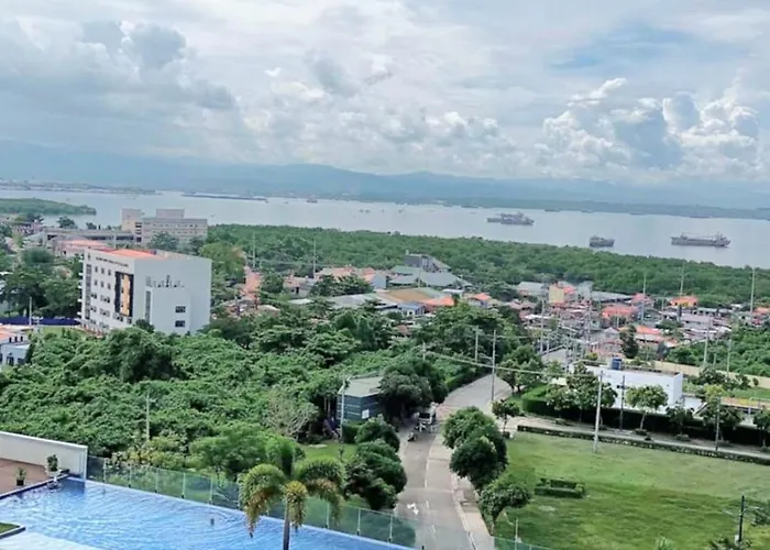 Mactan Newtown 8Newtown Boulevard Beach Condo Rm9