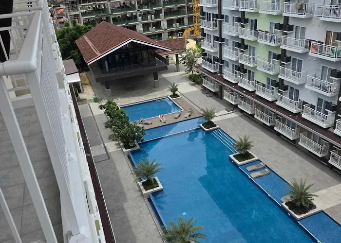 Anya And Christof'S Condo At Amani Near Airport