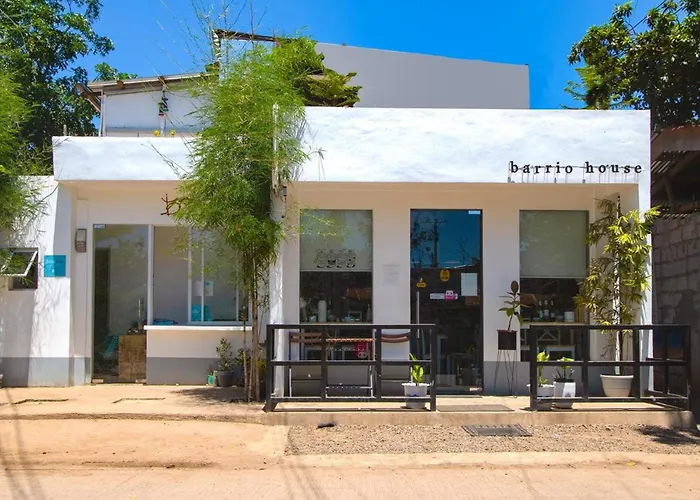 Hometel Barrio House Mactan