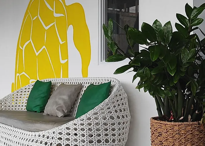 X-Crib Hostel