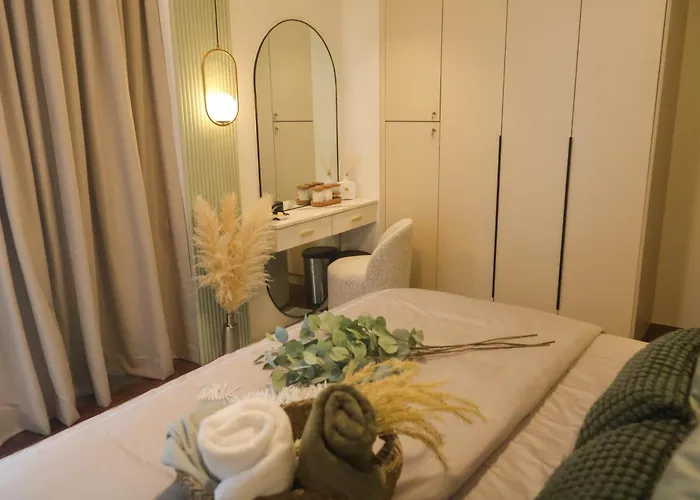Stylish Tambuli Resort Condotel With Panoramic Mactan Seaview From High Floor