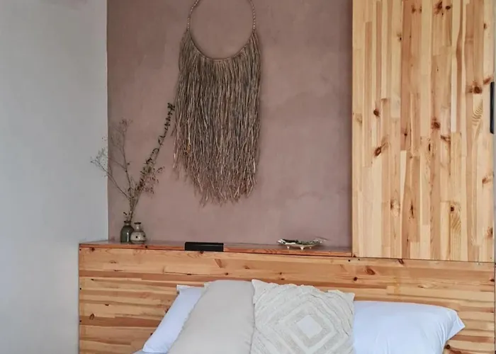 Una Isla Vida - Your Affordable Retreat Space