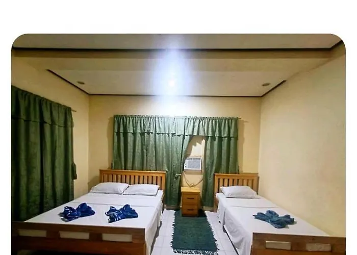 Dela-Chen Roadside Hostel