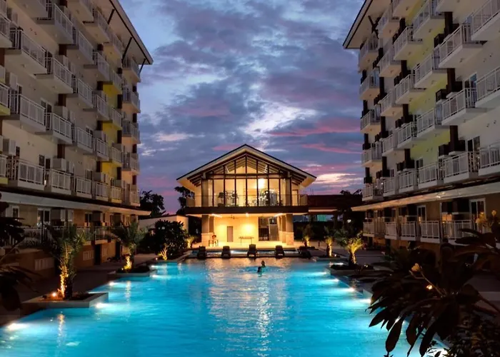 Rest And Fly Luxurious Budget Stay With Pool And Gym Hosted By Peter