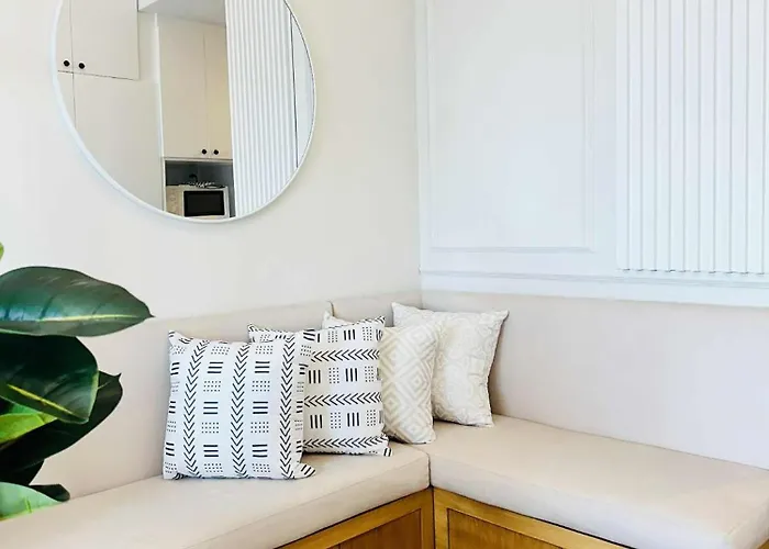 Cozy Modern Fully Furnished Unit Near It Park Cebu