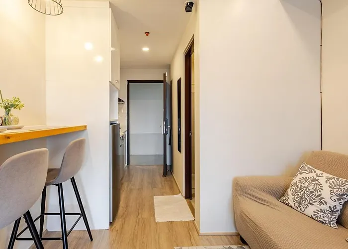 Fully Furnished Minimalist Unit Near It Park Cebu
