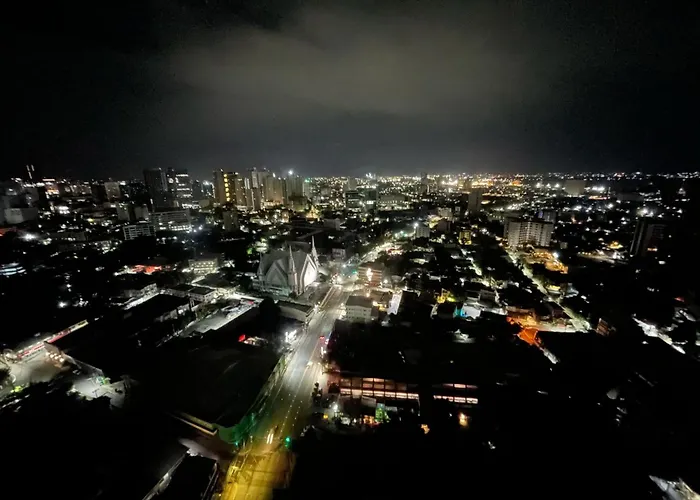 Horizon 101 Condominium