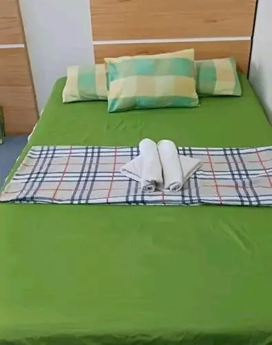 Room For Rent