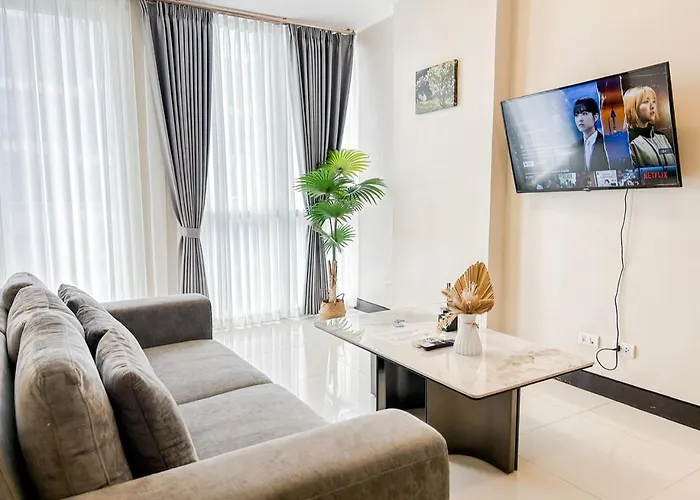 Modish One Bedroom In Opr