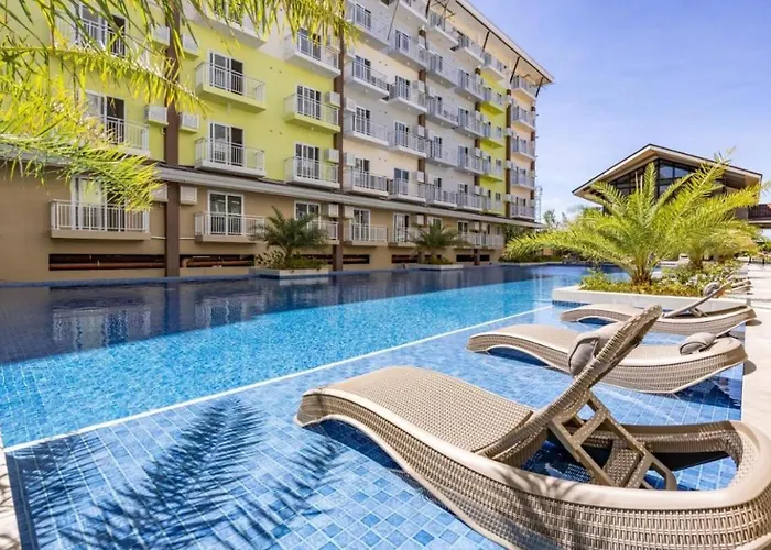 Stay, Park, Swim And More Near Mactan Airport