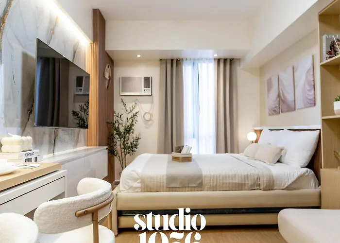 Studio 1036 In Arc Towers