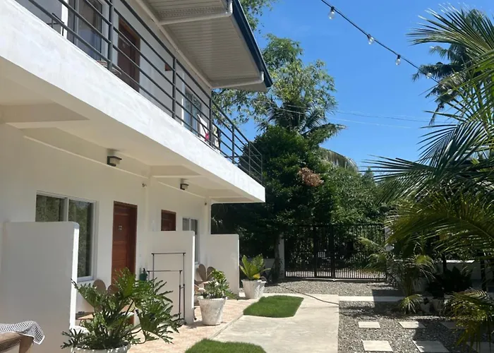 Coconut Inn