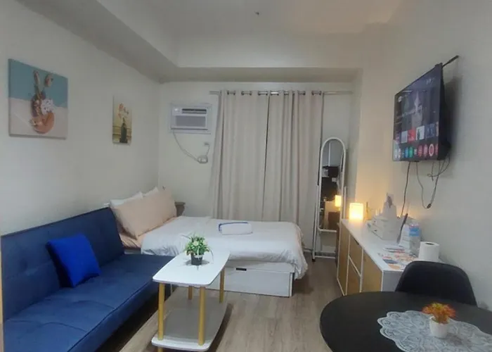 Studio Condo Fully Furnished-Near It Park