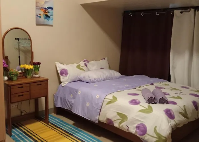 3 Brooms 3 Baths Cozy Condo, One Manchester Place