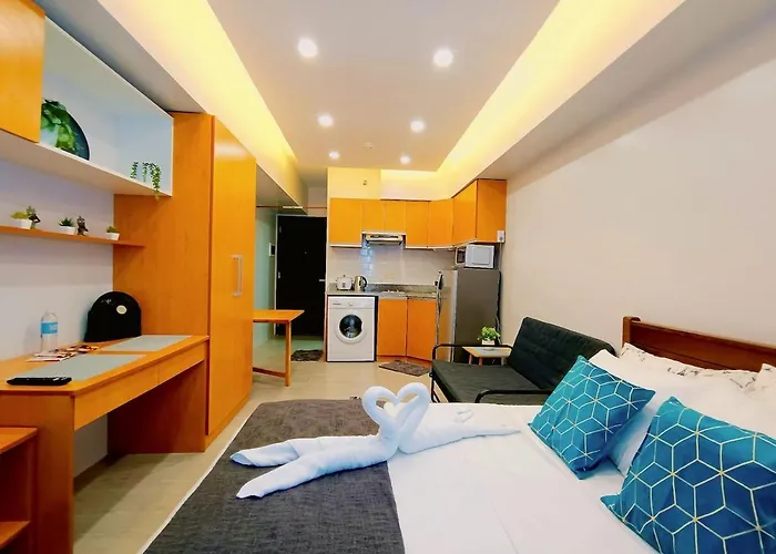 1703T1 Avida Riala It Park Cozy Studio Unit 400Mpbs Speed