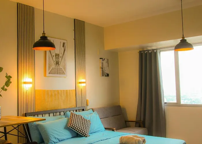 Casa - Central Charm Studio With Skyline Views Near Ayala Mall